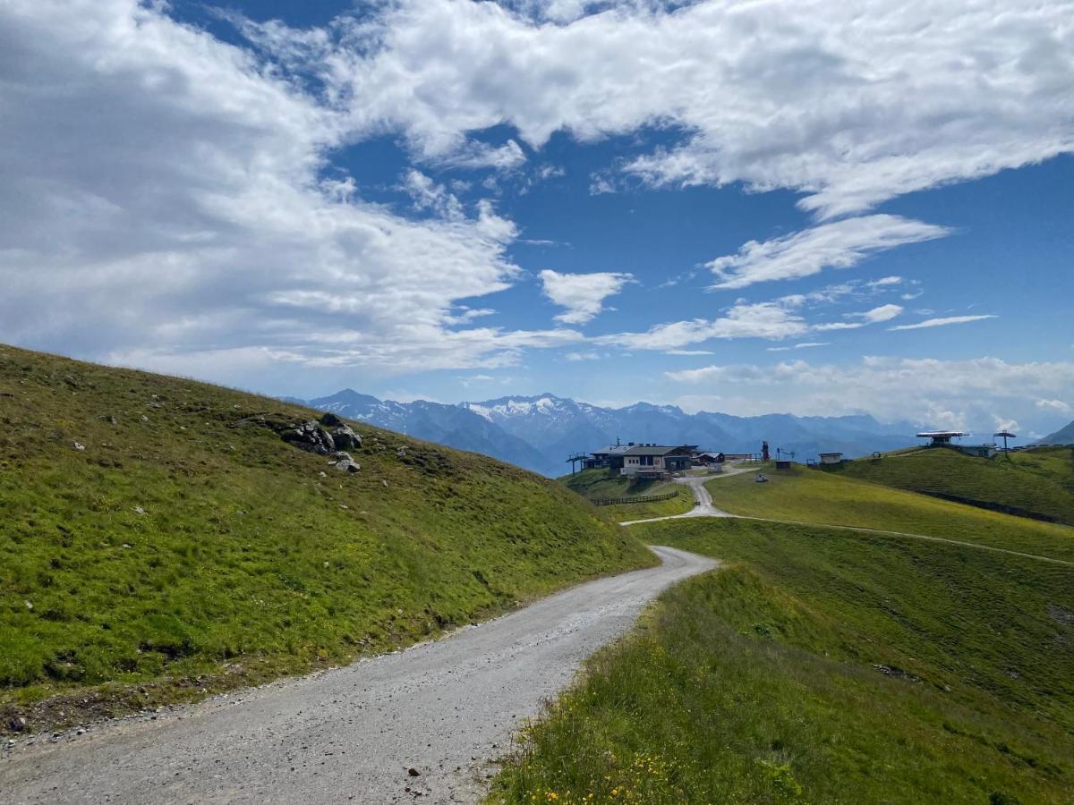 Penthaus Kitzebueheler Alpen Apartment Neukirchen am Grossvenediger Luaran gambar
